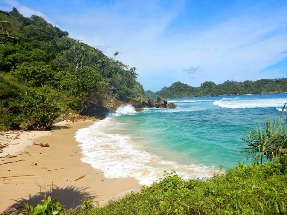 pantai-savana-malang