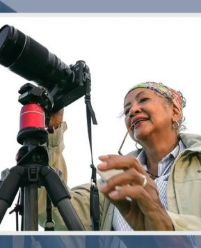 (INTERVIEW) Hermandari Kartowisastro – Fotografer Senior yang Terus Berkelana