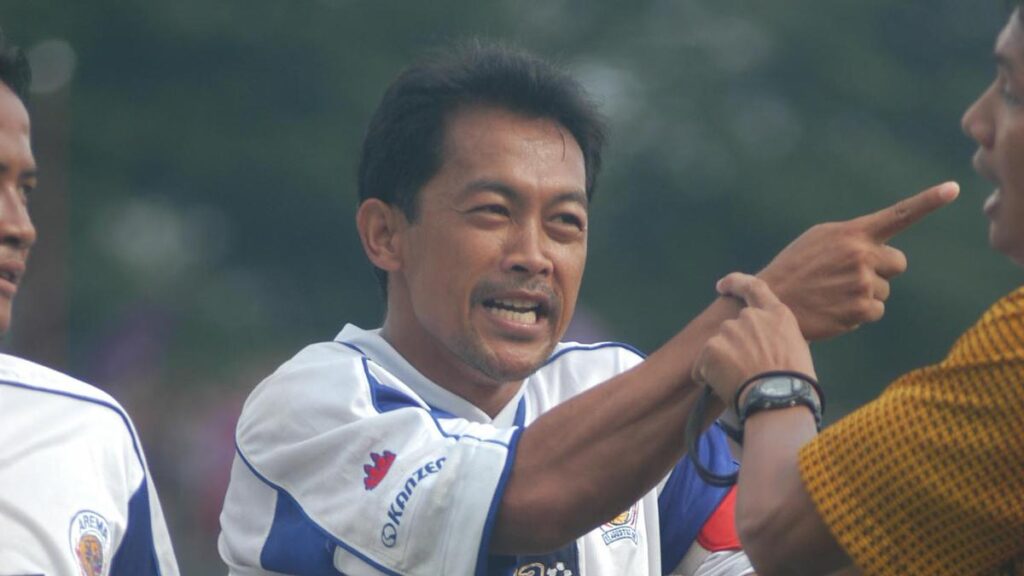 aji-santoso-legenda-arema